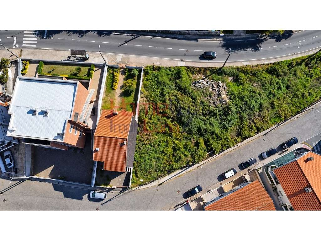 Terreno para construção em Baguim do Monte-0