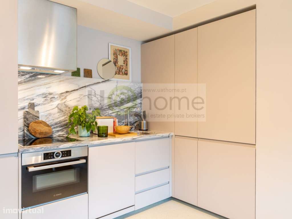 Estúdio em condomínio com piscina na avenida da Liberdade-5