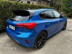 Ford Focus 1.5 EcoBoost ST-Line X - 23