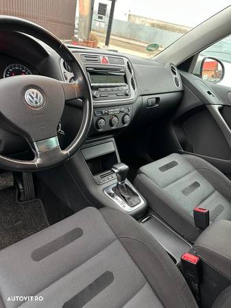 Volkswagen Tiguan 2.0 TDI DPF 4Motion Aut. Trend&Fun - 9