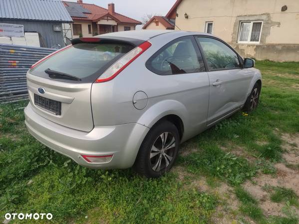 Ford Focus 1.6 Trend - 3