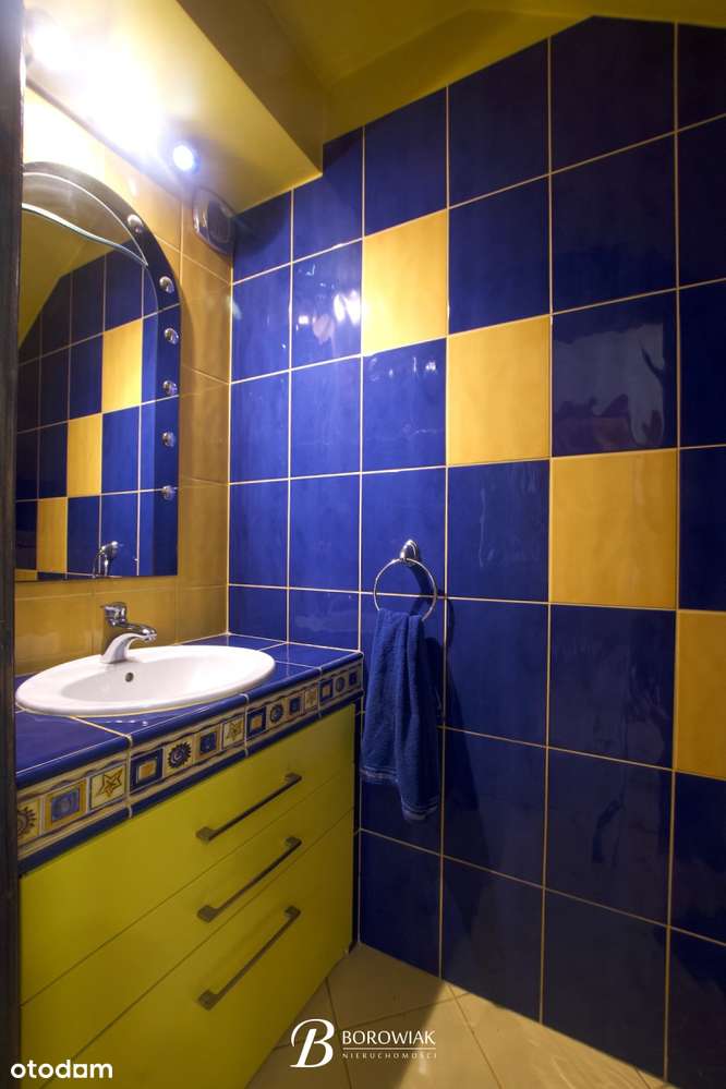 Piętrowy dom w zabudowie bliźniaczej-os. Dobrzec-10