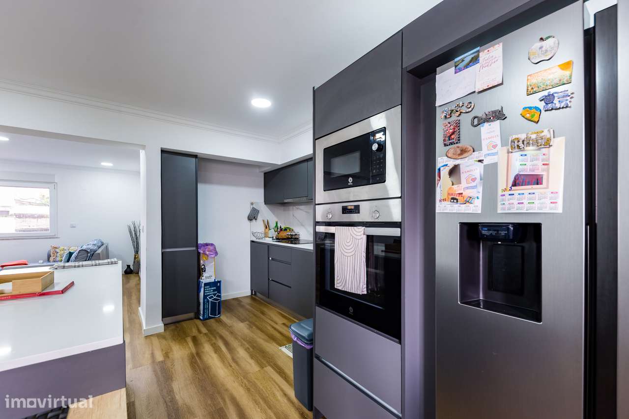 APARTAMENTO T4 C/ 100 M² | 2 WC`S | ELEVADOR | OLIVAIS - Grande imagem: 5/23