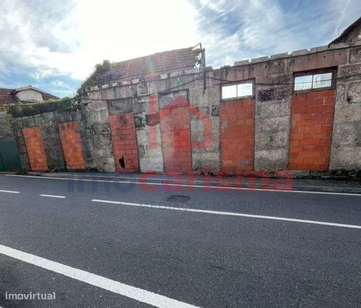Moradia para Restauro Total em Vila das Aves, Santo Tirso - Grande imagem: 5/6