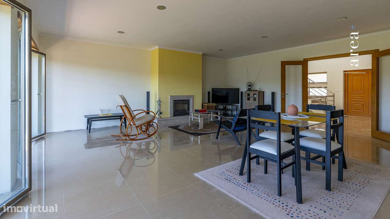 Imóvel Exclusivo | Casa de Urmar-9