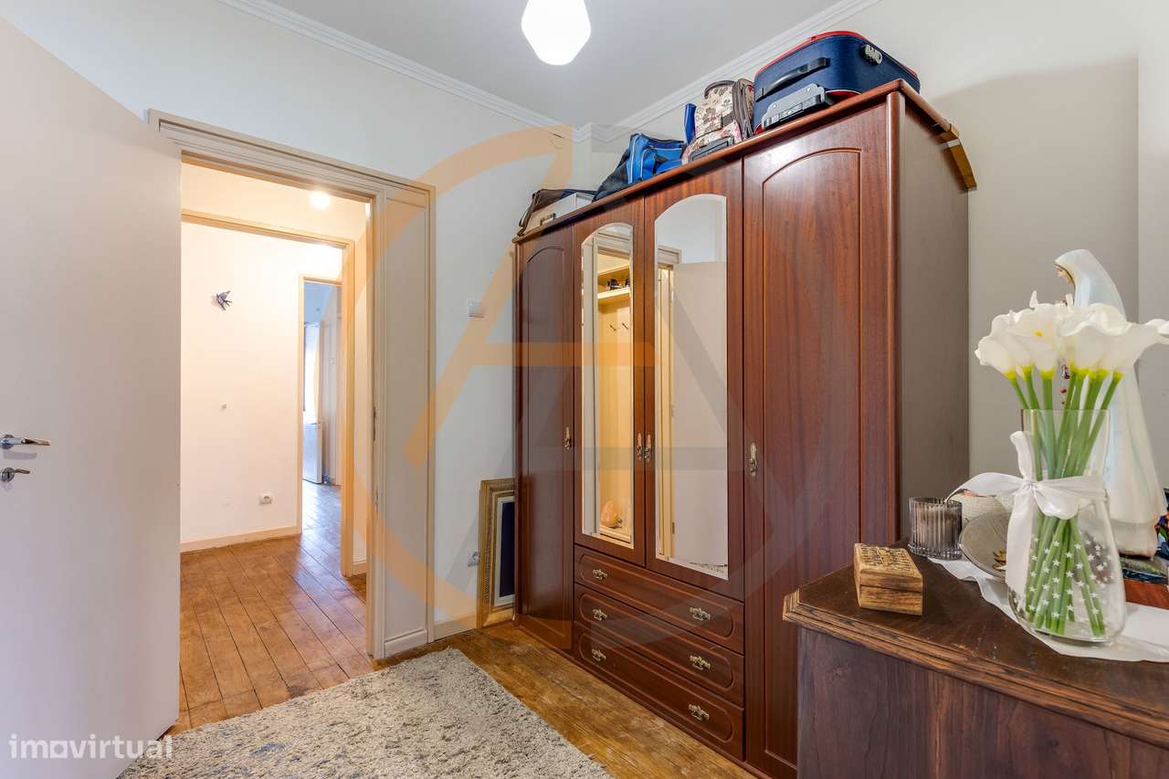 Apartamento T1 com Espaço Exterior | Cedofeita-18