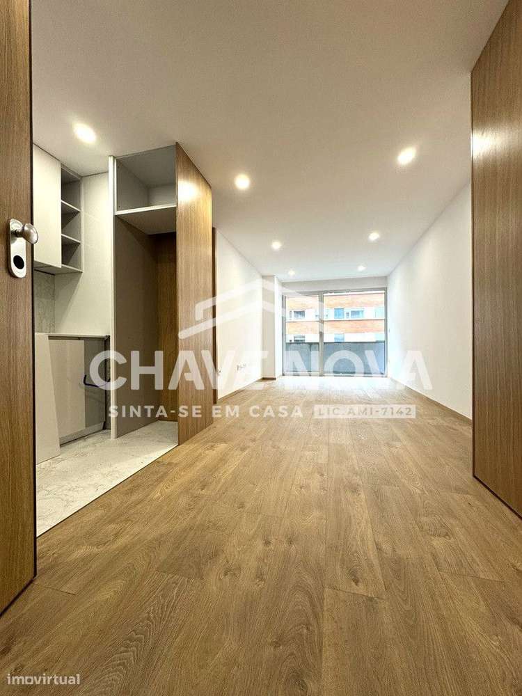 Apartamento T2 novo c/ 2 lugares de Garagem no Porto (Bessa) - Grande imagem: 5/37