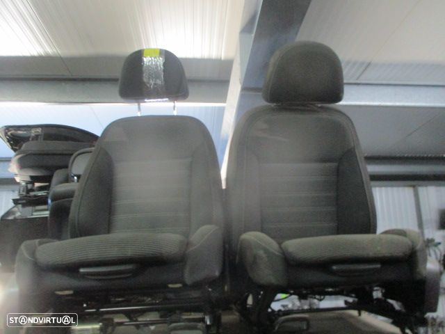 Peça - Interior Bancos Ref111 Opel Insignia 2011 Com Tampos Sem Air