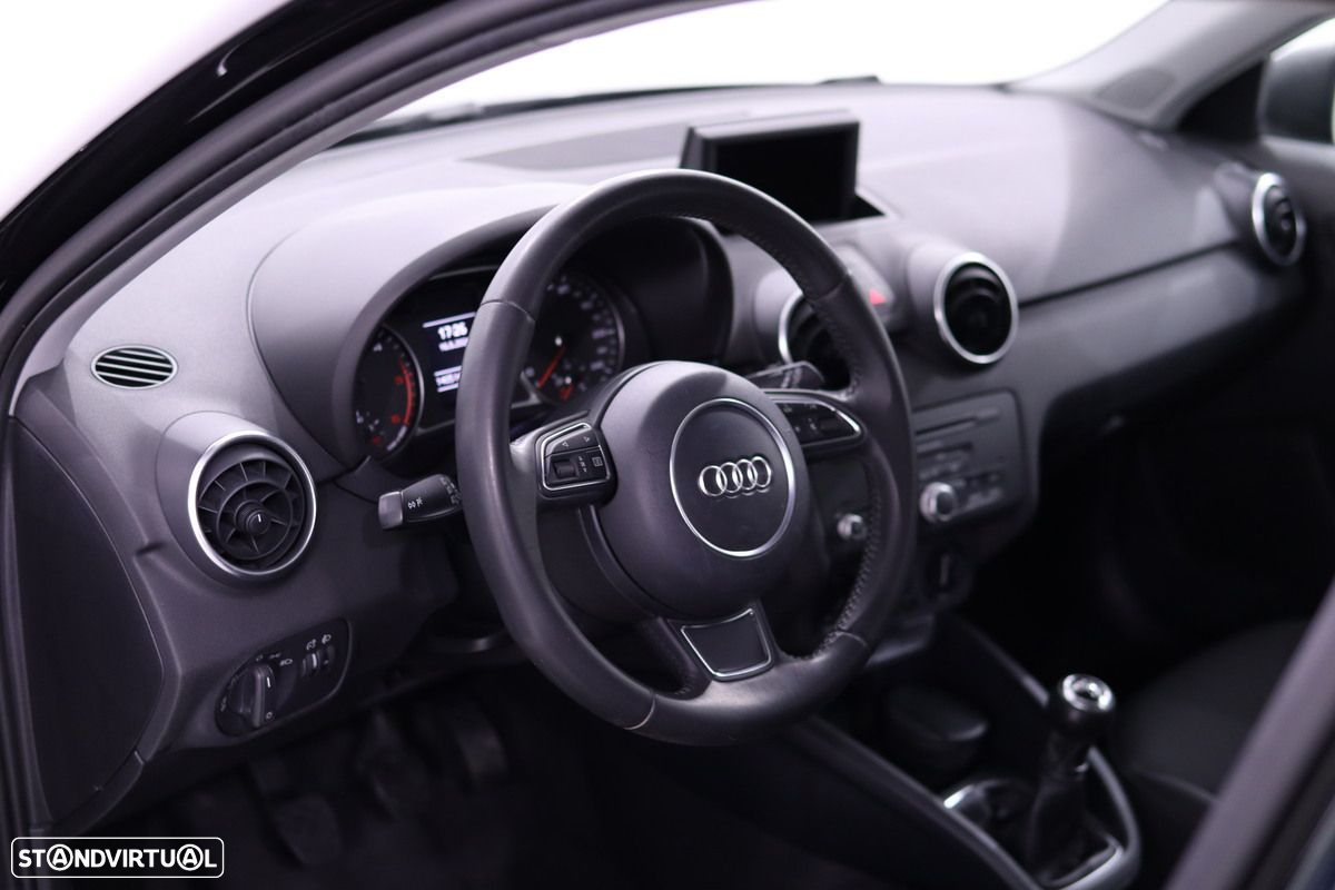 Audi A1 1.6 TDI Advance 99g - 15