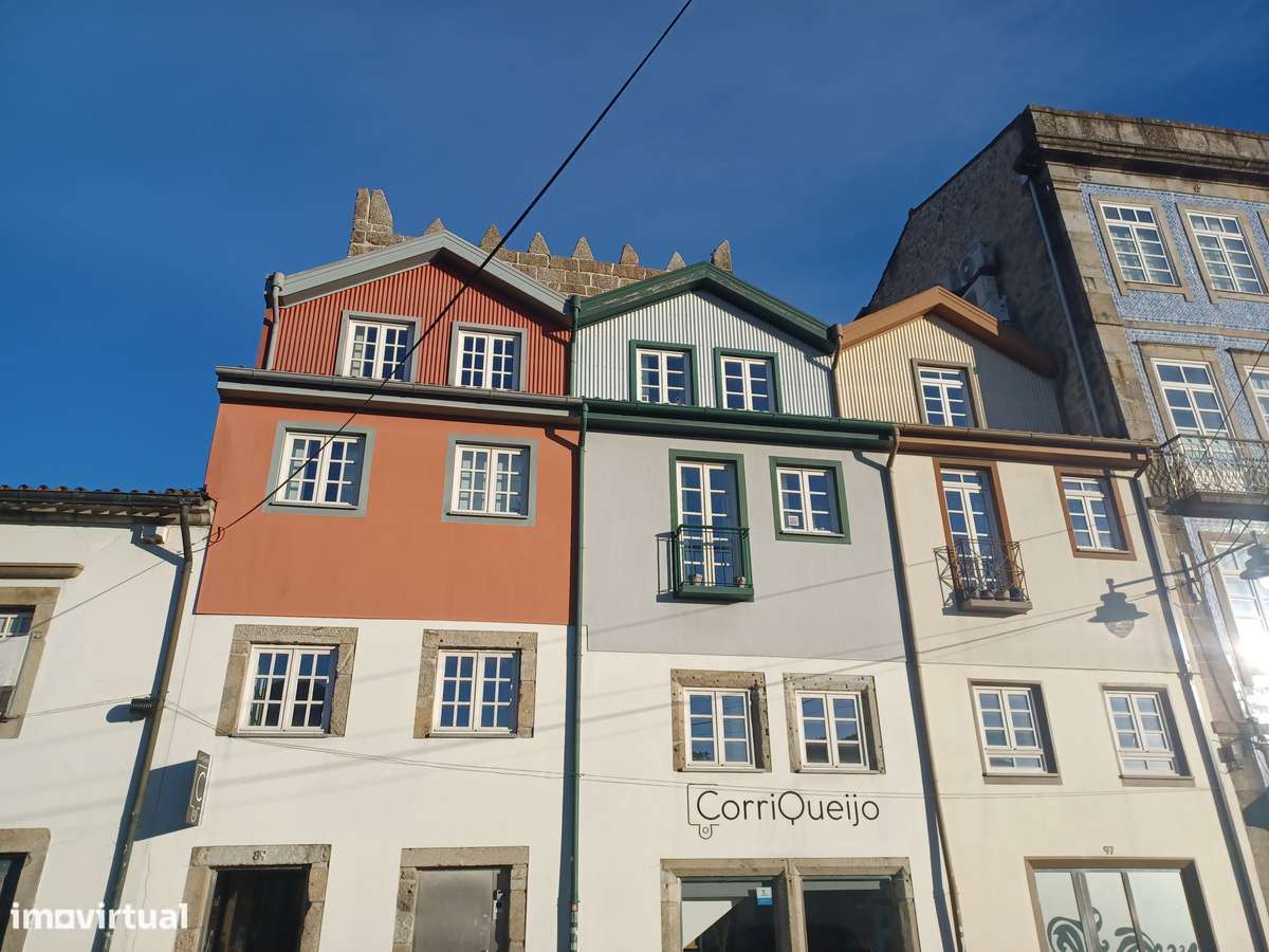 T0 Totalmente Remodelado, Equipado e todo Mobilado no centro da cidade - Grande imagem: 4/41