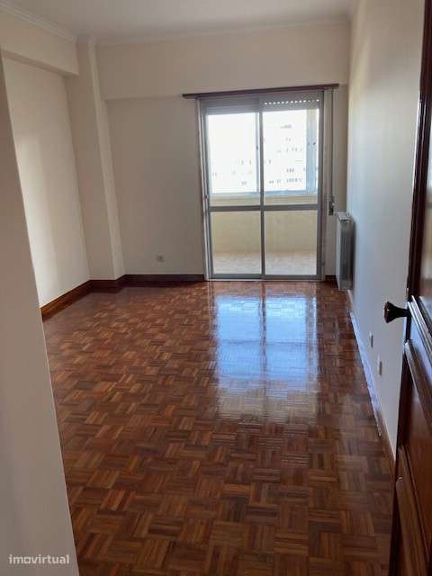 Apartamento T3 para arrendar em Lisboa, ao Areeiro - Grande imagem: 5/10