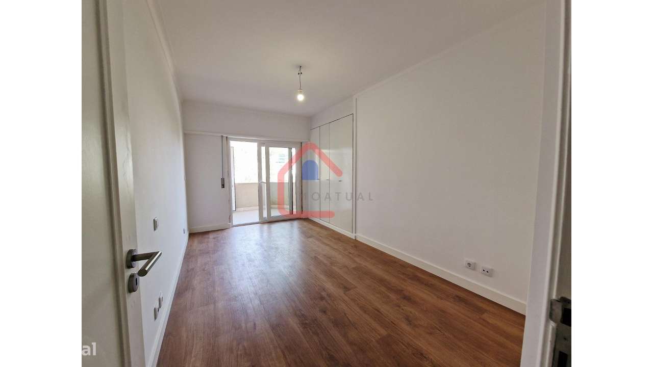 Apartamento T3 em Benfica-27