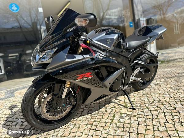 Suzuki GSX R600 - 5