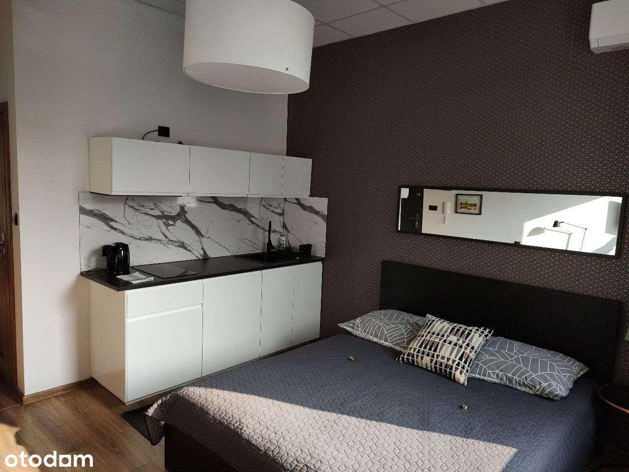 Nowa kawalerka w pełni wyposażona, parking, klima. - Pełny obrazek: 2/7