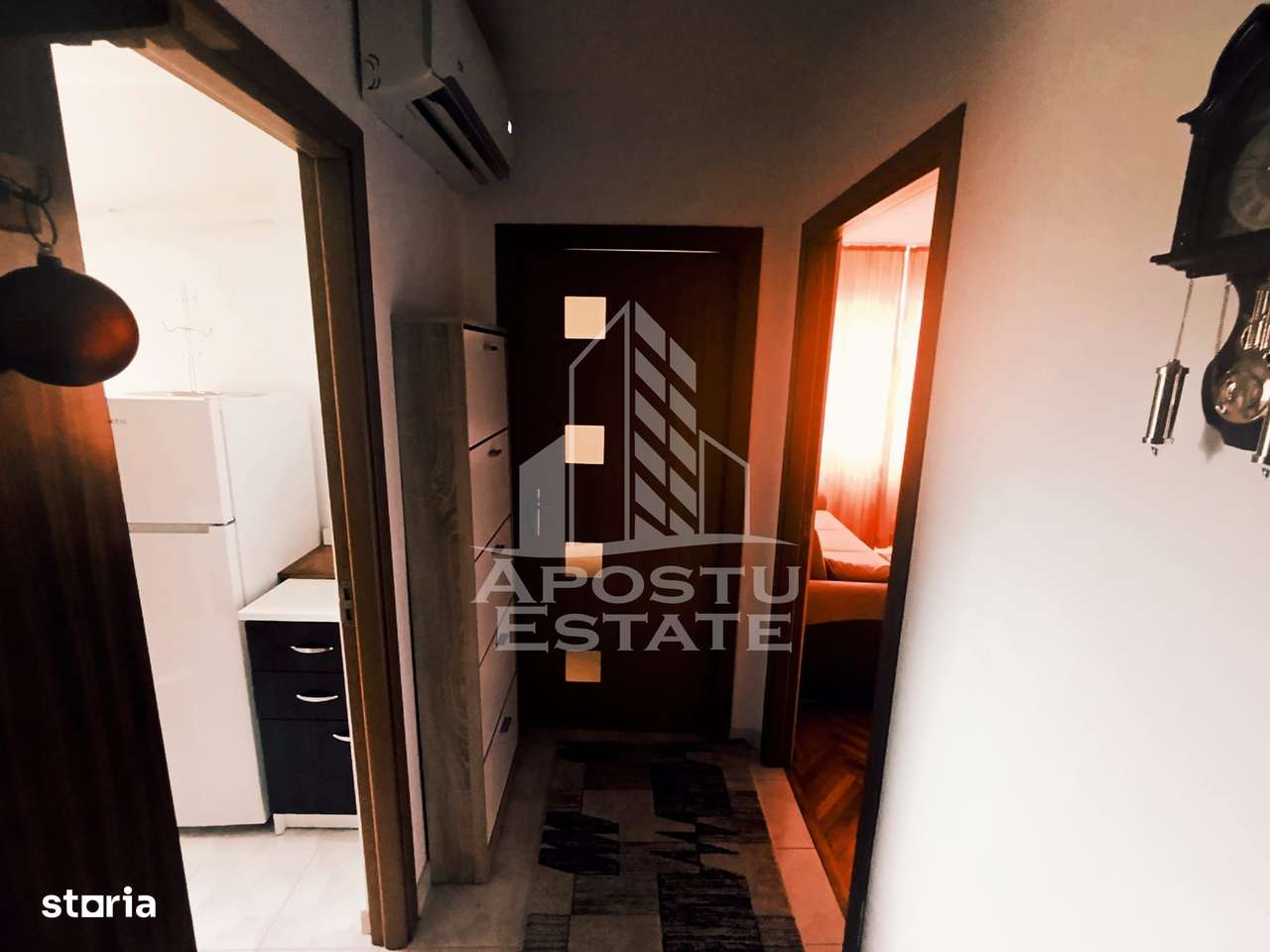 Apartament cu 3 camere, Central, Mobilat, Utilat - Imagine principală: 3/10