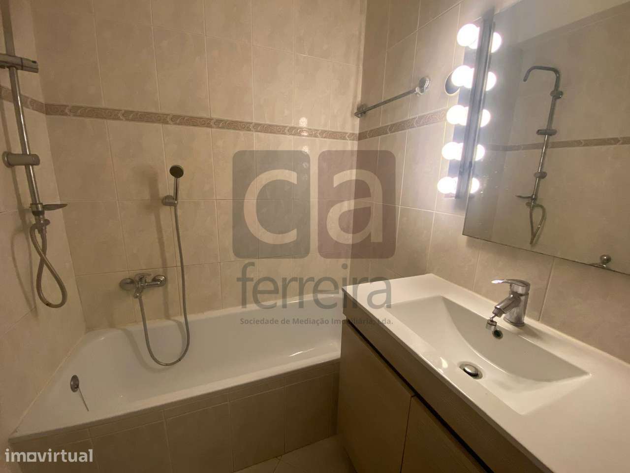 Apartamento T2 em Santarém  junto ao Shopping!-19