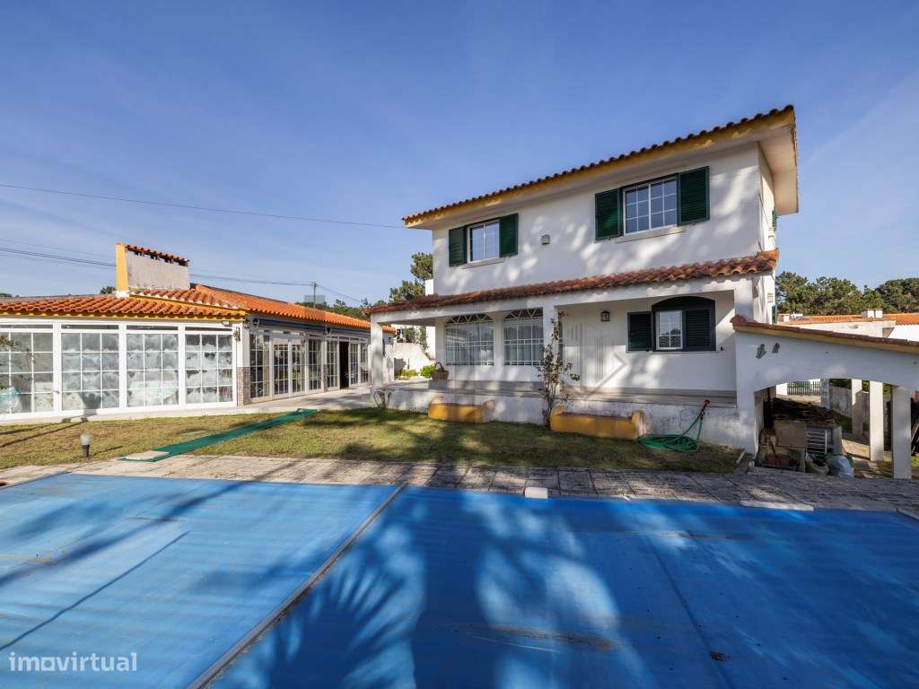 MORADIA T5 COM JARDIM E PISCINA PRIVADA, PARA VENDA, NA PRAIA DA GA... - Grande imagem: 5/14