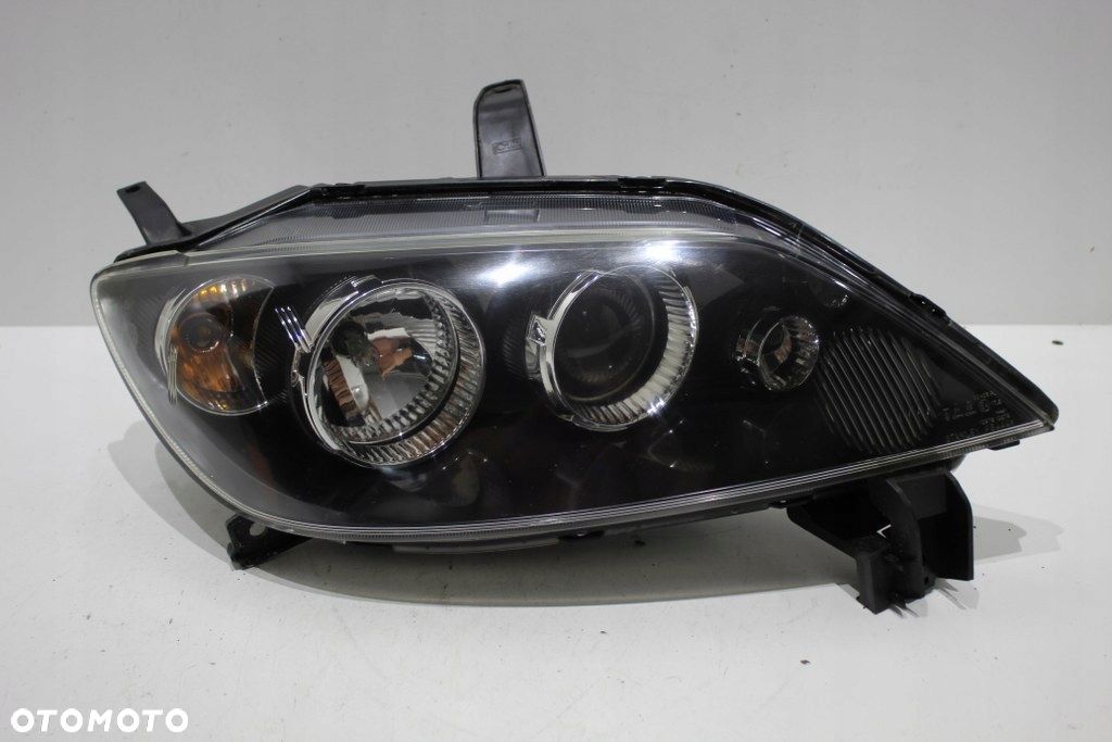 Mazda II 2 Lift Lampa Przód Prawa Igła 06r Europa - 1