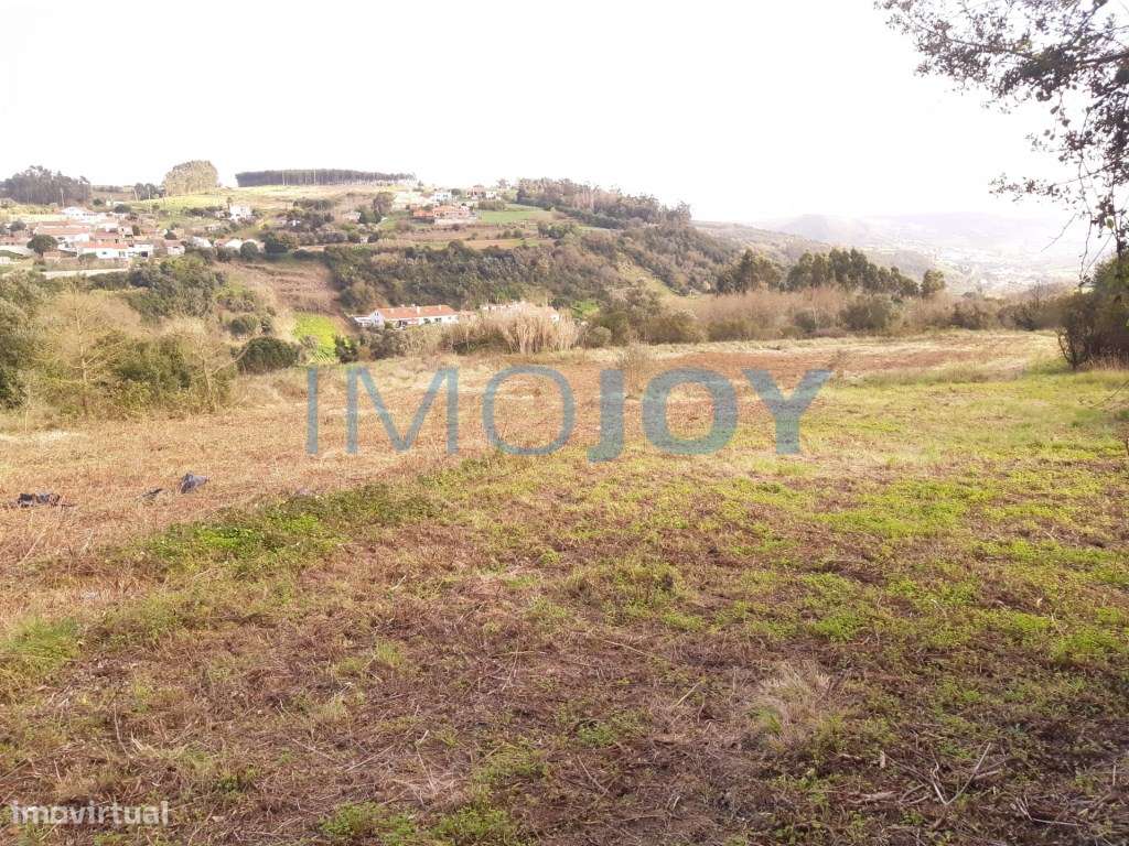 Terreno situado em Santo Quintino-Sobral de Monte Agraço - Grande imagem: 3/15