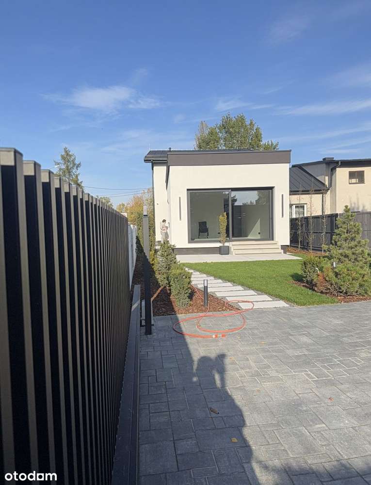 Dom na granicy Konstancina Bezpośrednio-17