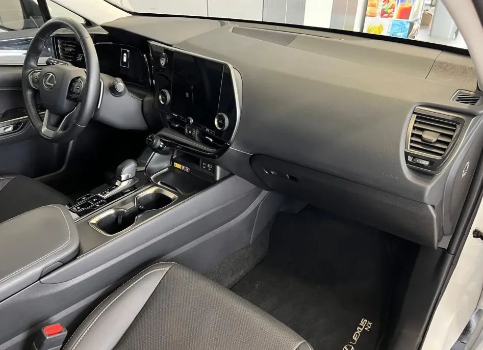 Lexus Nx Lexus NX350h 2,5 Hybrid 243 KM Prestige Salon Polska FV23%