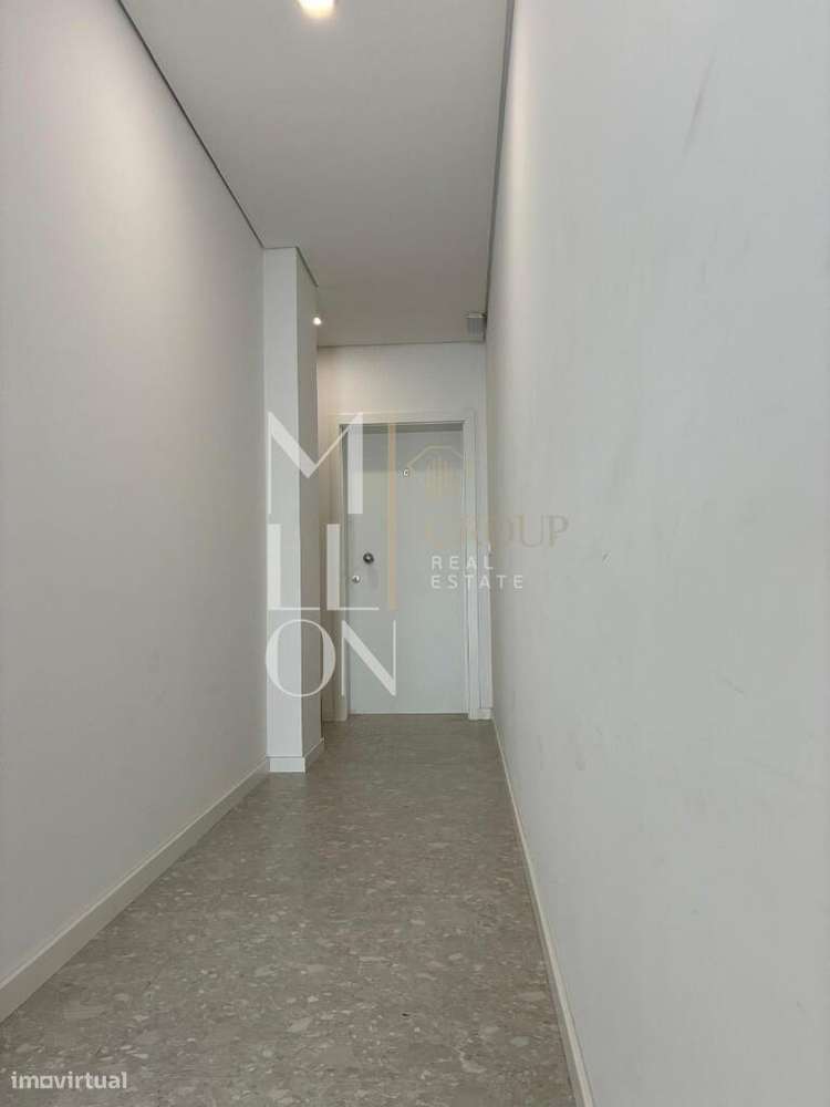 Excelente Apartamento e Localização Privilegiada em Ponta Delgad - Grande imagem: 5/23