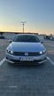 Volkswagen Passat Variant 2.0 TDI DSG Highline - 9