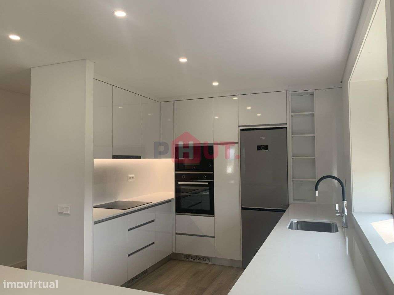 Apartamento T3 - Lousada-Centro-17