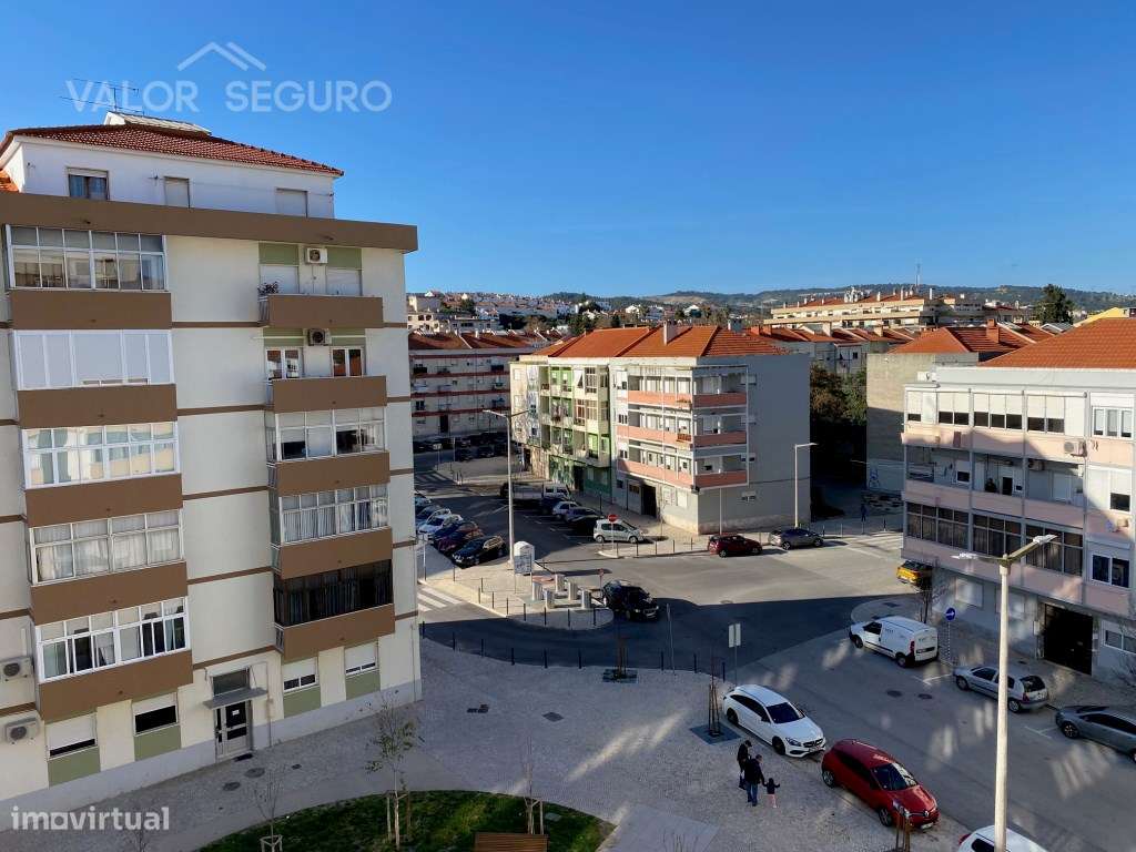 Apartamento T2 na Quinta das Drogas em Alverca do Ribatejo-25