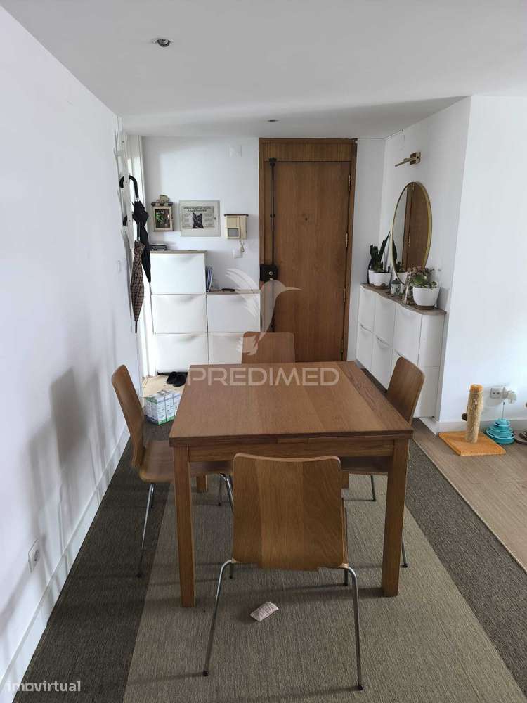 Excelente T2 com opção de ser vendido mobilado - Grande imagem: 5/17