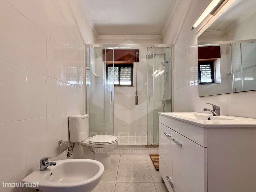 Apartamento T1 Rés do Chão no Seixal, Amora.-24