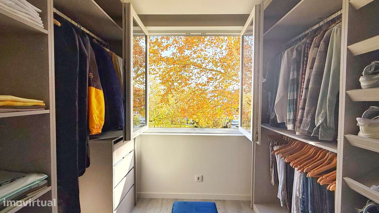 Apartamento T2 Totalmente Remodelado com Suite e Varanda-15