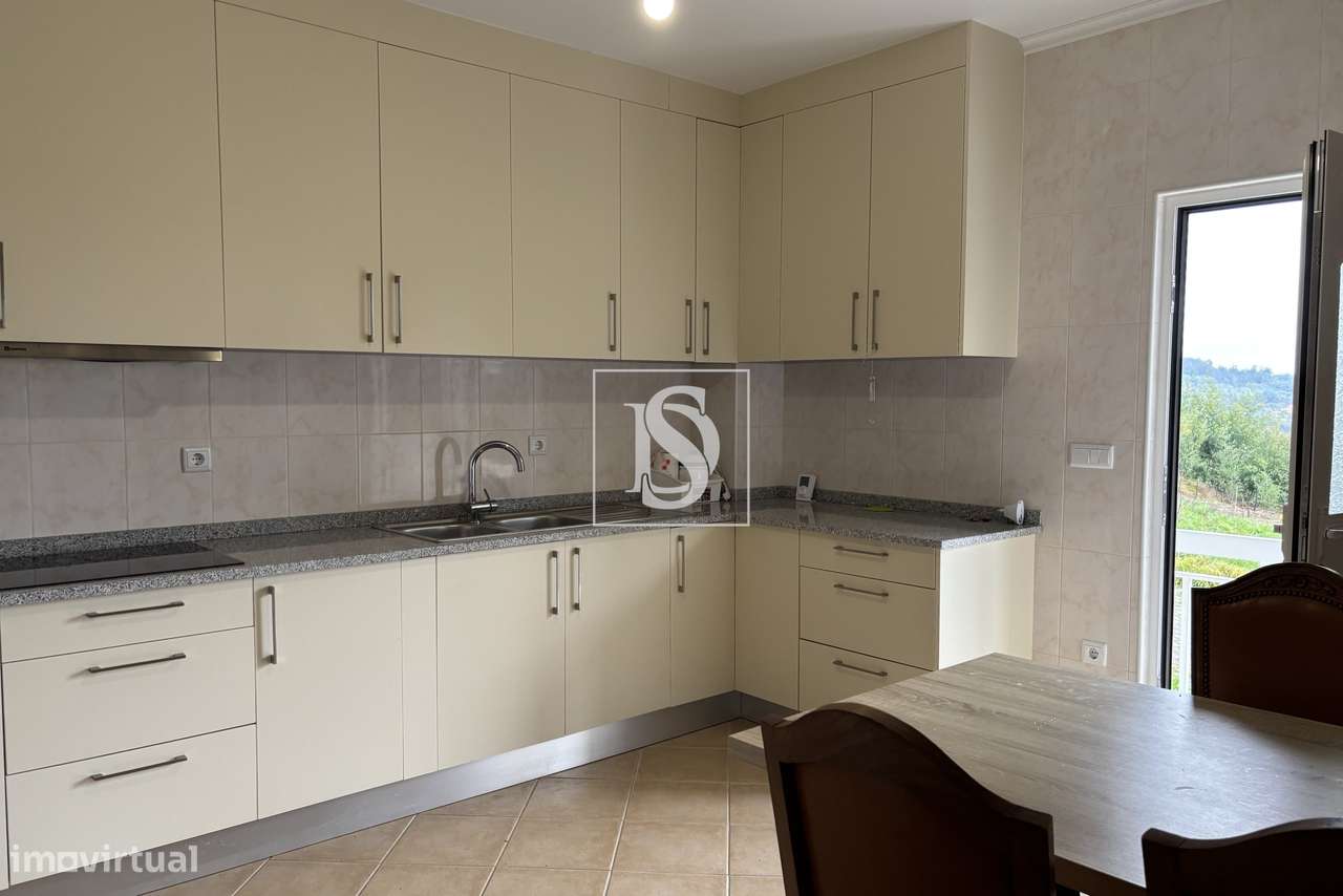 Moradia T3 renovada em Múceres, Castelões - Grande imagem: 4/33