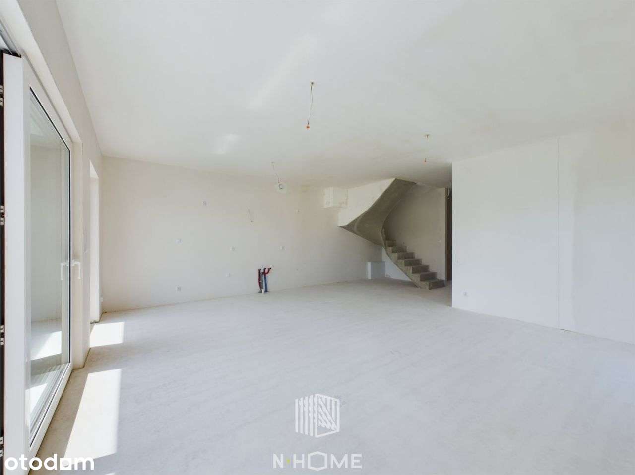 Nowoczesna Zabudowa Z Funkcjonalnym Układem - Pełny obrazek: 5/11