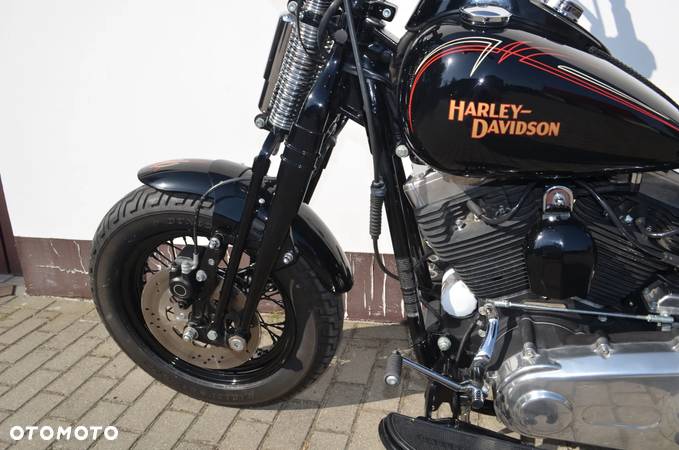 Harley-Davidson Softail Cross Bones - 19