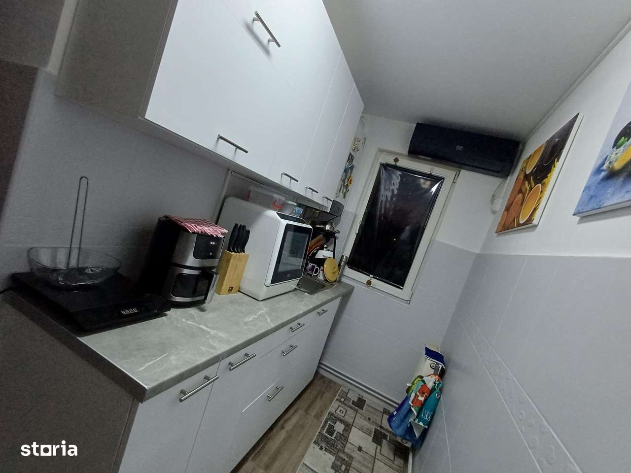 Apartament frumos 3 camere, Dâmbu Pietros-0