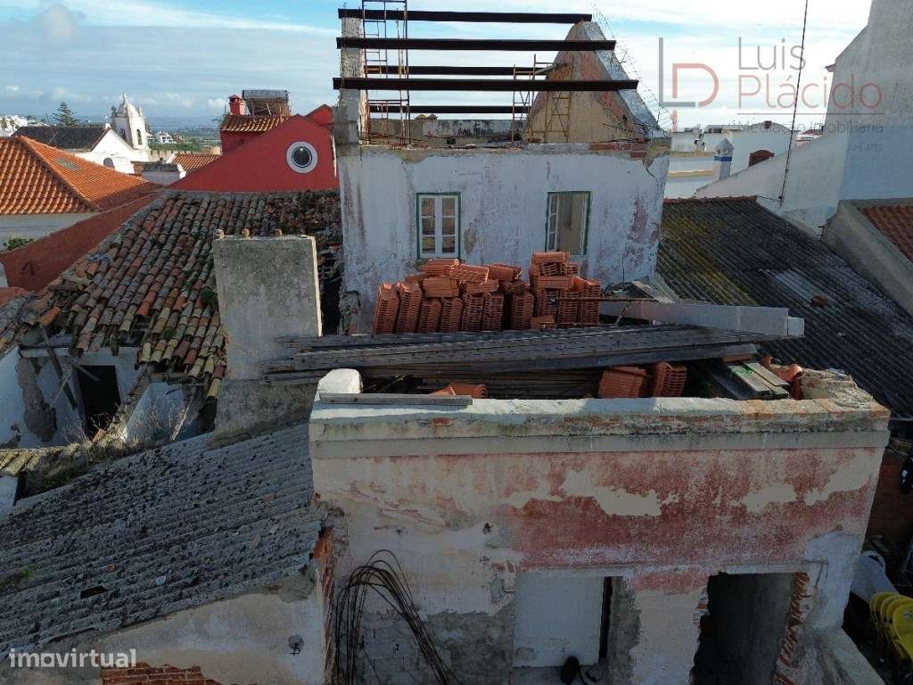 Moradia Centro Histórico de Sines | Projeto Aprovado | Excelente Te...-6