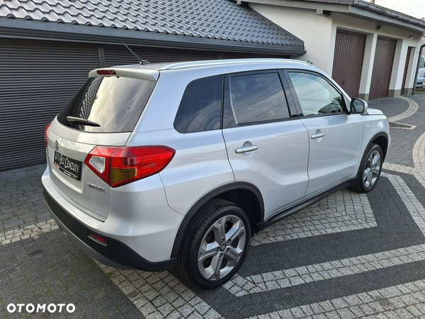 Suzuki Vitara 1.6 Elegance 2WD - 30