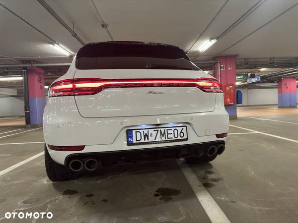 Porsche Macan Standard - 2