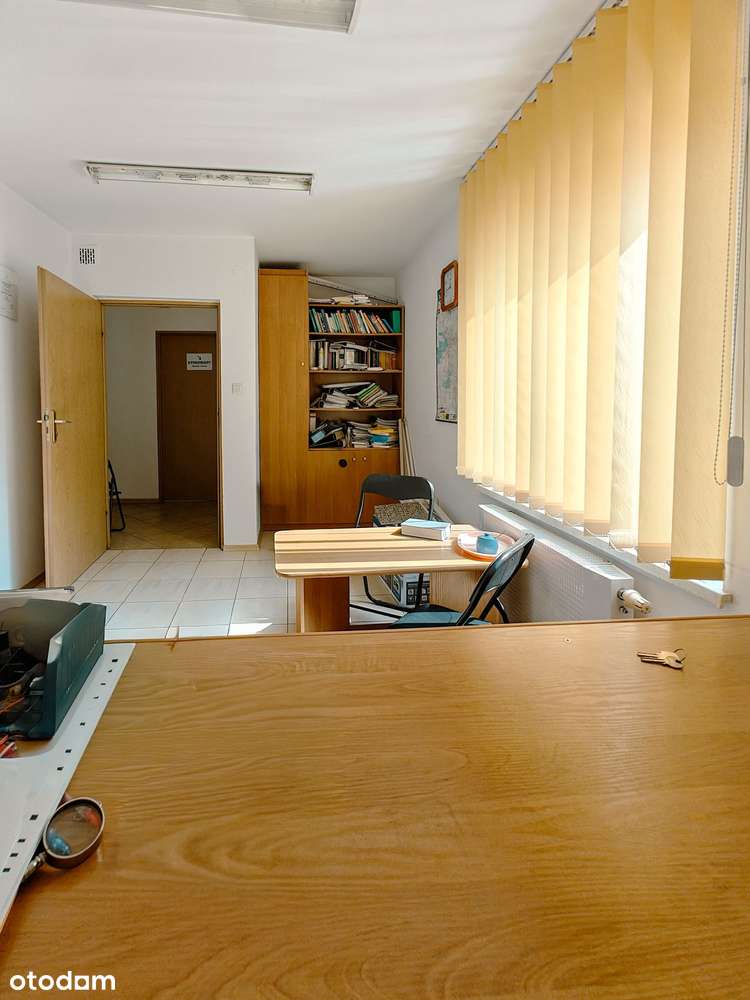 Lokal użytkowy z potencjałem mieszkalnym –95,42 m², centrum Bełchatowa-4