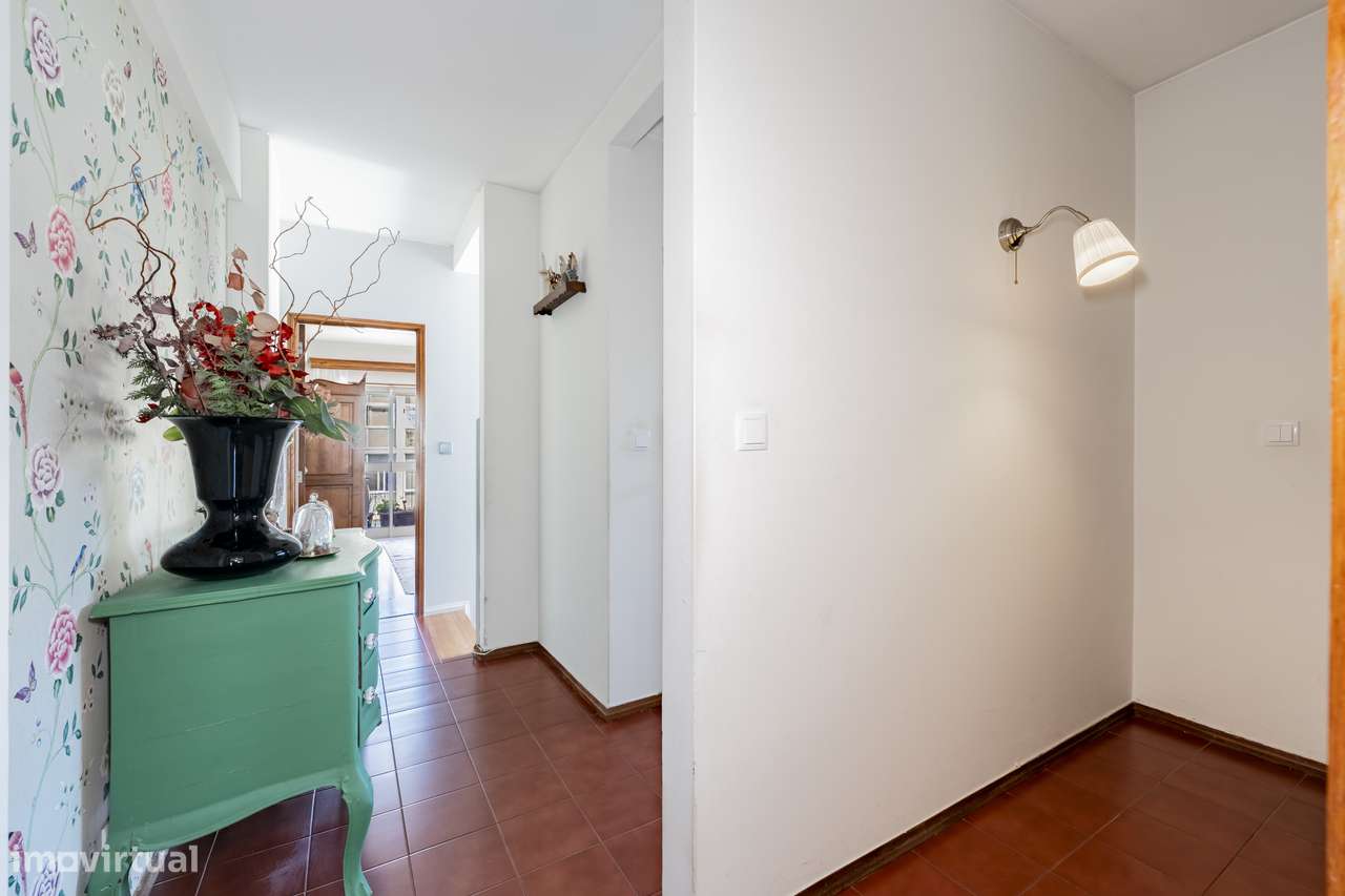 Apartamento T3 Duplex para venda na Rua Doutor José Vilaça, Braga-7