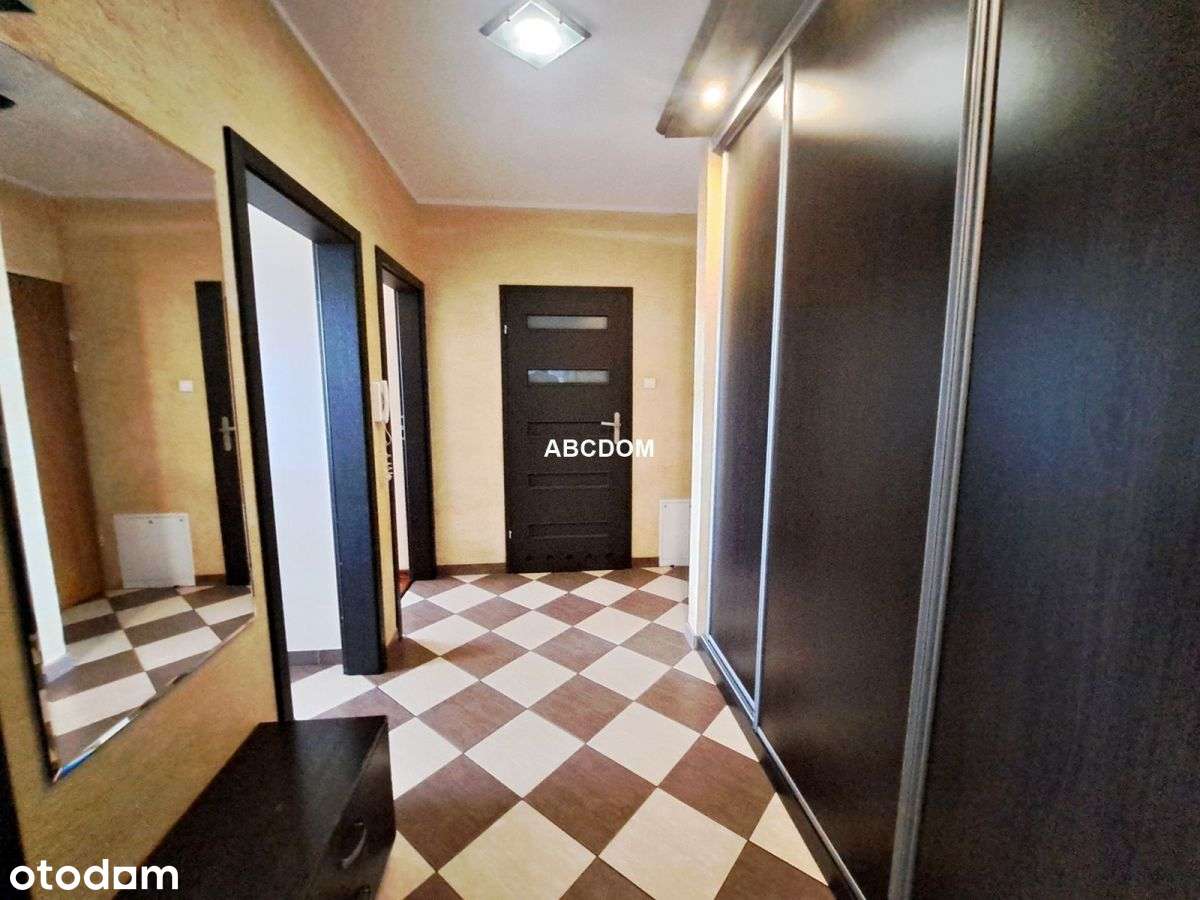 Płaszów - dwa pokoje, jasna kuchnia, 1 piętro-16