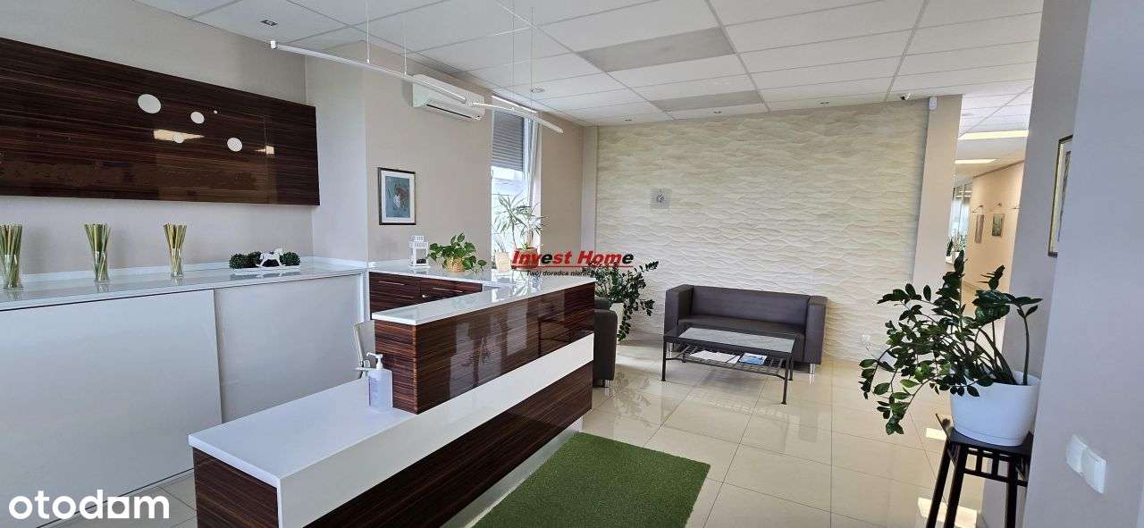 Budynek (klinika oraz dom) w dobrej lokalizacji.-5