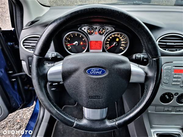 Ford Focus 1.8 Sport - 15