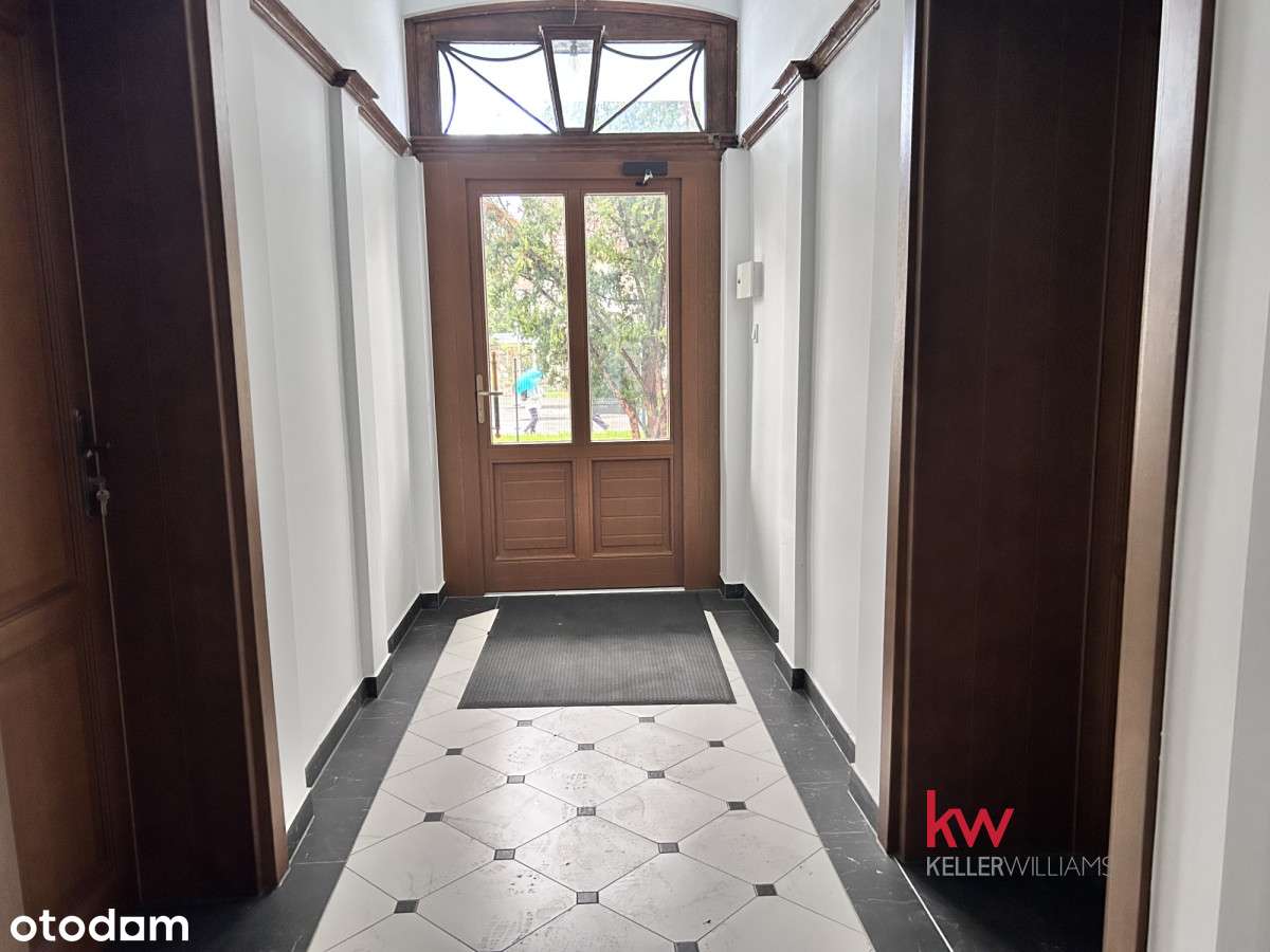 Na wynajem biuro w prestiżowym miejscu w Sztumie - Pełny obrazek: 4/7