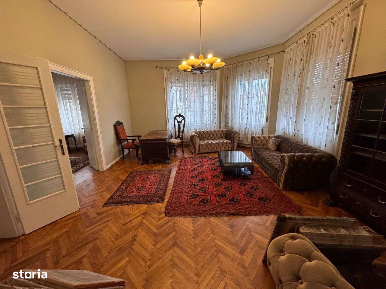 Apartament cu 3 camere clădire istorică - Imagine principală: 2/11