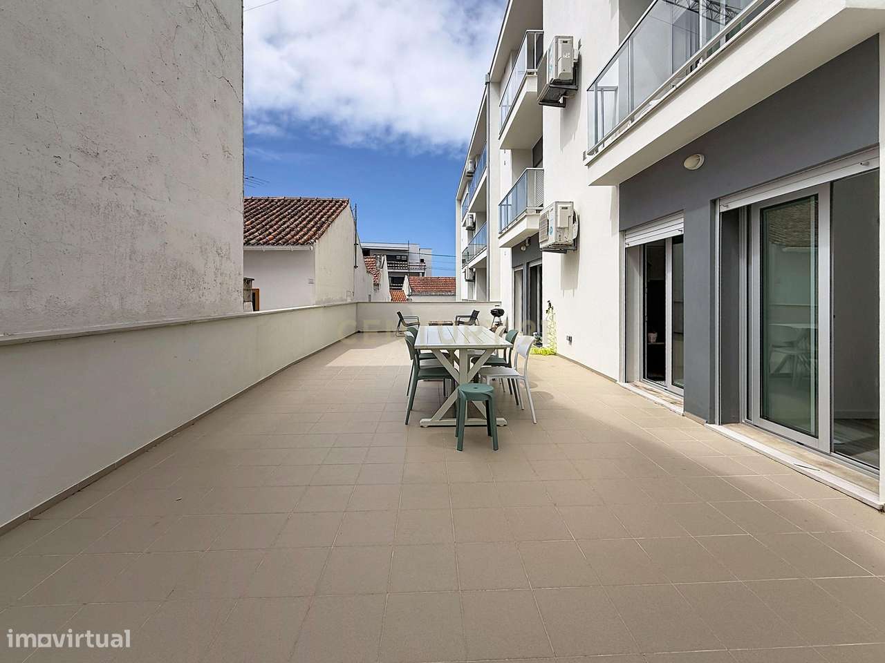 Apartamento T2 em Nazaré, Leiria - Oportunidade Única!-43