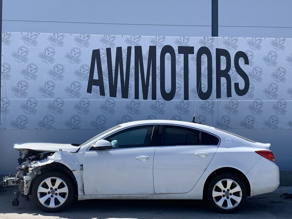 OPEL INSIGNIA 2012