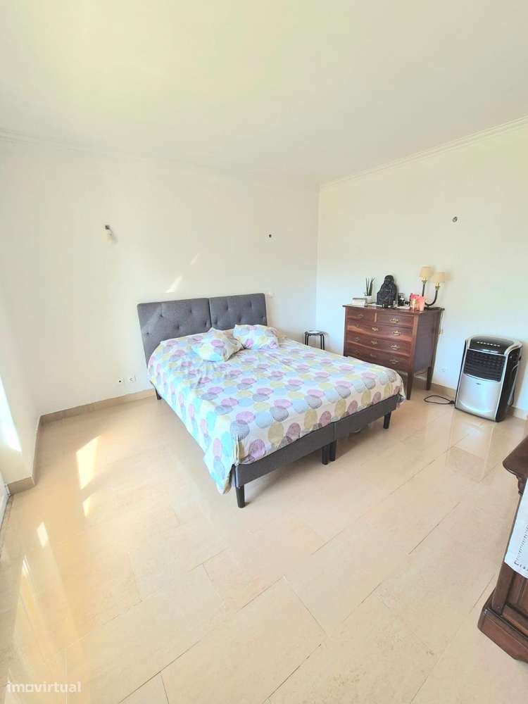 Moradia T5 em Bispeira, Sobral de Monte Agraço-24