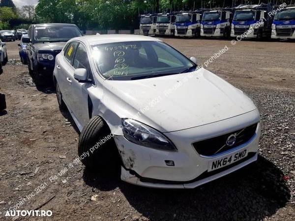 Dezmembrez Volvo V40 2015 1.6d - 2